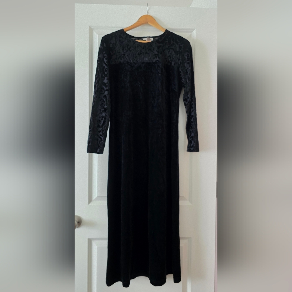 Vintage Diane Von Furstenberg Black velvet maxi dress Longsleeve Womns M Gothic